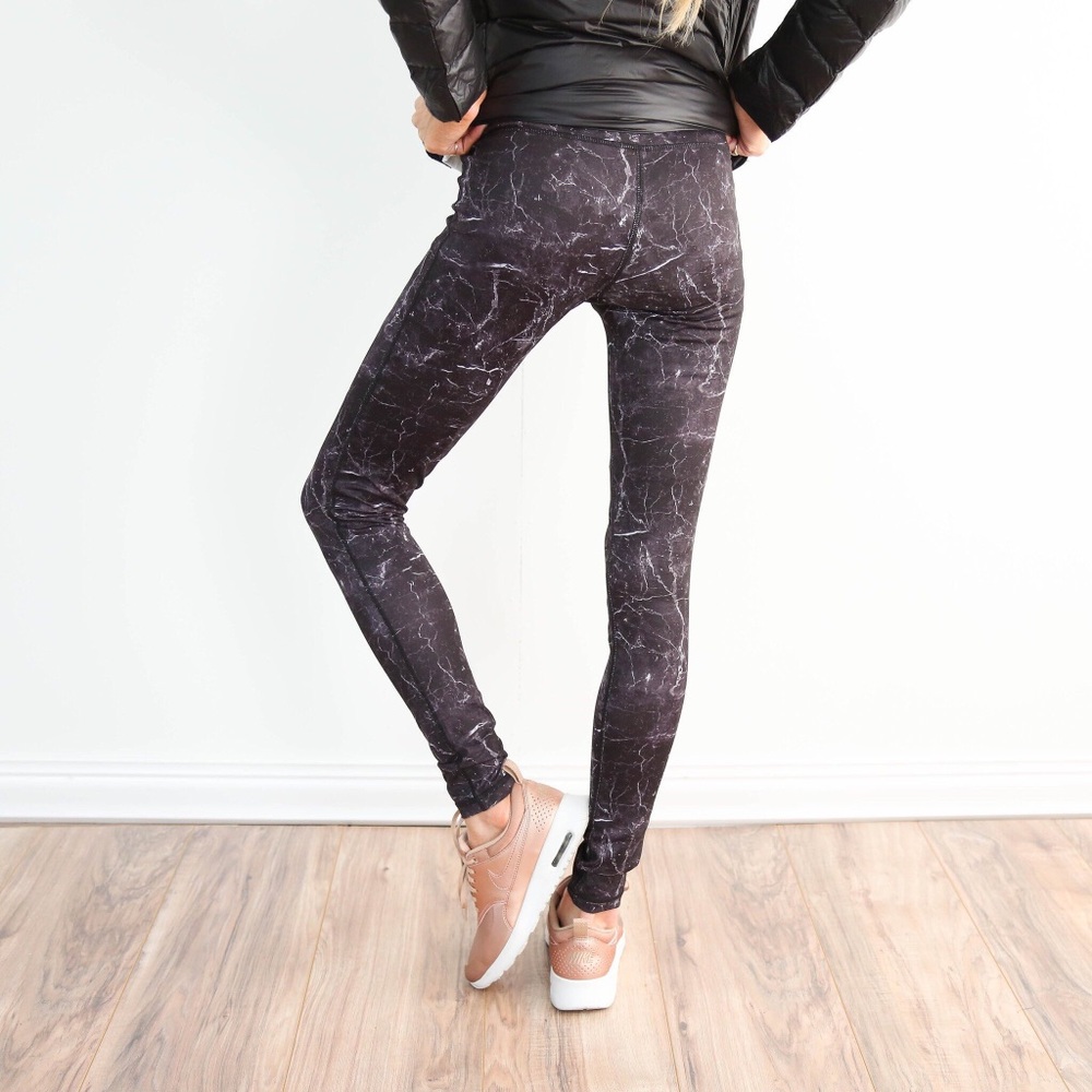 Black Marble Design Active Wear Yoga Leggings - Picture 3 of 8